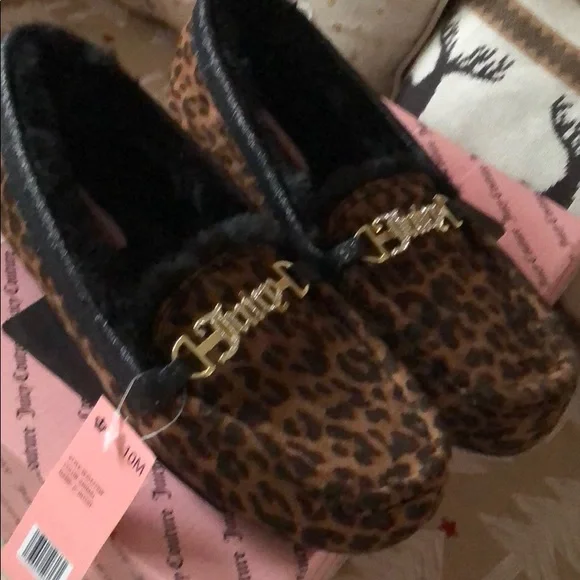 Juicy Couture slippers moccasins - Picture 3 of 11